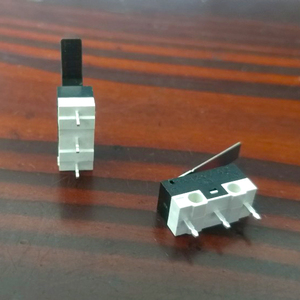 Microinterruptor con Carcasa Negra/Blanca, Interruptor de Límite 1A 125VAC, Microinterruptor DIP de 3 Pines - Product Image 6