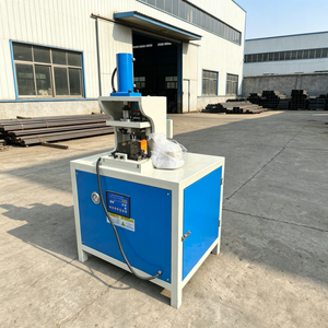 Machine <span class=keywords><strong>de</strong></span> <span class=keywords><strong>d</strong></span>écoupe <span class=keywords><strong>d</strong></span>'angles hydraulique automatique <span class=keywords><strong>de</strong></span> haute qualité, machine à chanfreiner les tubes carrés en fer, poinçonneuse en V pour tubes carrés - Product Image 6