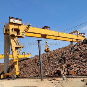 Grue portique à double poutre de 10 tonnes sur rail pour extérieur avec godet de préhension pour ferronnerie - Product Image 2