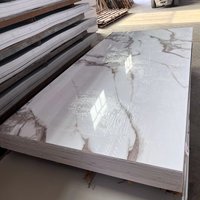 Panneau mural imperméable pour cuisine, papier peint décoratif, vente chaude, imperméable, 1220*2440, panneau mural en PVC, feuille de marbre, panneau mural