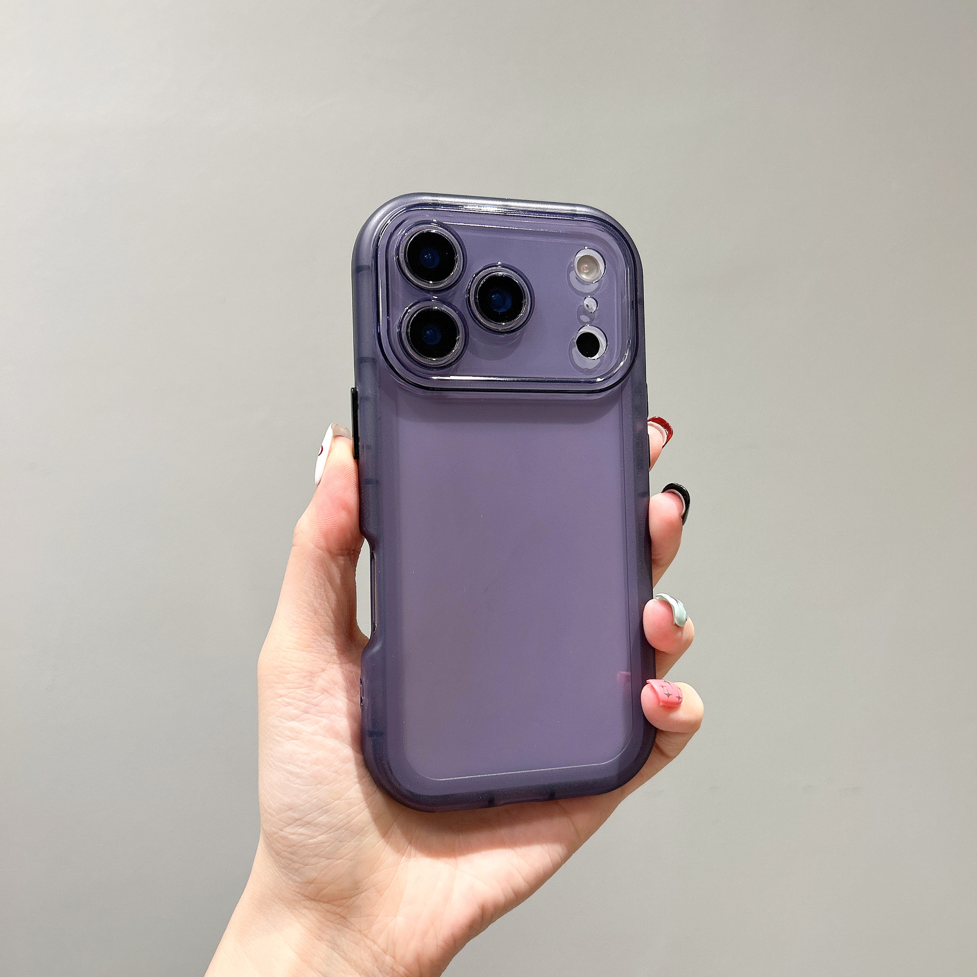 สีม่วงเข้ม