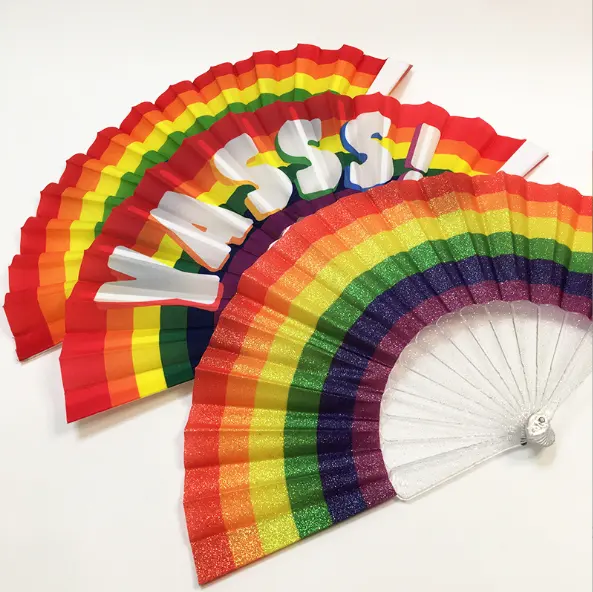 Logo stampato personalizzato all'ingrosso pieghevole ventaglio stampato a mano arcobaleno personalizzato di alta qualità