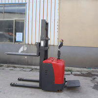 Gerbeur à palettes hydraulique manuel à haute capacité de charge, facile à entretenir, chariot élévateur auto-élévateur pour centre de distribution de restaurants