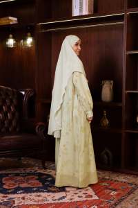 Elegante Conjunto Familiar Embrace de Light's Embrace con Vestido Syar'i para la Celebración de Lebaran - Product Image 2