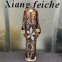 Nouvelle Robe Ample Femme 2026 Style Ethnique Africain Kafotan Rouge et Noir Imprimée avec Diamants Thermocollés et Foulard à Pompons