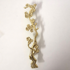 全新设计实心黄铜锻造梅花枝形拉手家具五金装饰厨房橱柜门把手 - Product Image 2