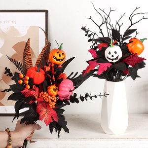 Bouquet de citrouilles d'Halloween, feuilles d'érable noires artificielles en plastique, branches mortes, décoration amusante pour la maison et les fêtes, fleur festive - Product Image 3