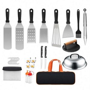 Ensemble d'accessoires pour barbecue extérieur : couvercle de cuisson et presse-burger pour plancha Blackstone et Camp Chef - Product Image 1
