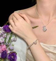 Bijoux de haute qualité directement de l'usine : pendentif cœur, perle, papillon, cristal, boucles d'oreilles, colliers et bracelets pour femmes.