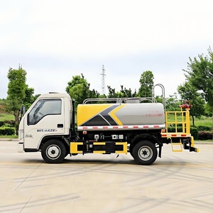 Camión Cisterna de Agua Foton Mini 4x2 de 3000L en Oferta, para Riego de Jardines y Control de Polvo en Carreteras - Product Image 4