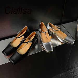 Cialisa 2023 nuovo arrivo primavera estate nero argento punta quadrata <span class=keywords><strong>Mary</strong></span> <span class=keywords><strong>Jane</strong></span> Block tacchi alti per donna <span class=keywords><strong>Mary</strong></span> <span class=keywords><strong>Jane</strong></span> scarpe donna - Product Image 1