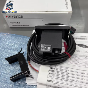 Contrôleur de débit à pince KEYENCE FD-XA5 |   Unité principale à montage sur panneau pour capteur de micro-courant de la série FD-X FD XA5 - Product Image 1