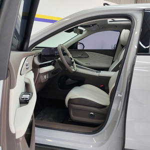 Véhicule <span class=keywords><strong>d</strong></span>'occasion Exeed RX 2025 400T 2WD Exploration Chery Exceed Yaoguang Xingtu, SUV familial <span class=keywords><strong>d</strong></span>'occasion à direction à gauche, essence/hybride - Product Image 6