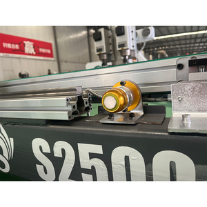 Fresadora de orificio de bloqueo CNC de ventana de aluminio de alta eficiencia/máquina de procesamiento de ranura de orificio de bloqueo de puerta Win de PVC - Product Image 4