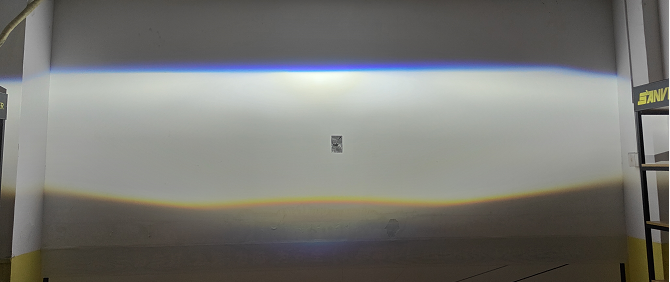 Luz de corte plano (los países con volante a la derecha pueden elegir esta opción)