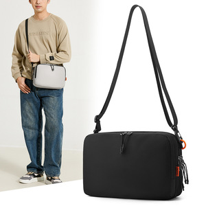 กระเป๋าคาดลำตัวผู้ชายแบบขายส่ง กันน้ำ กระเป๋าสะพายไหล่แบบ unisex กระเป๋าคาดเอวพร้อมซิปปิด สำหรับเดินทาง เล่นกีฬา วิ่ง และกิจกรรมกลางแจ้ง - Product Image 4