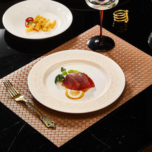 Service <span class=keywords><strong>de</strong></span> table en céramique gaufrée blanc pur, style <span class=keywords><strong>Cour</strong></span> européenne, luxe léger, compatible lave-vaisselle et micro-ondes, pour restaurants et cadeaux - Product Image 3
