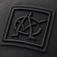 Gorra Trucker Premium con Parche de Cuero 3D en Relieve, Malla Negra en la Parte Trasera, Visera Curva, Cierre a Presión, Logotipo Personalizado, Fabricante de Ropa Urbana