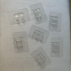 Clips para Cables Autoadhesivos de Acrílico Transparente para Montaje en Pared, Organización de Cables, Almacenamiento en Dormitorio - Product Image 2