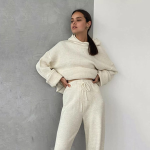 Ensemble de survêtement sportif pour femme JAC22 B6031 – Nouveauté deux pièces tendance pour l'automne-hiver, style décontracté européen à devant long - Product Image 4