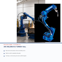 Bras robotisé Yaskawa à 6 axes équipé d'une torche pour soudage à l'arc, robot de soudage MIG MAG, cellule de soudage robotisée YRC1000