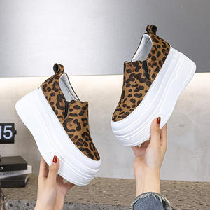 Zapatos Deportivos para Caminar para Mujer 2026, Zapatos Planos Casuales con Tacón Oculto y Plataforma Gruesa, Cómodos para Usar Todo el Día - Product Image 2