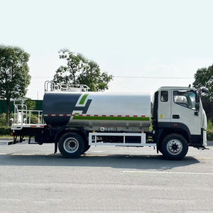 Camion-citerne FOTON AUMARK 4X2 10000L avec système d'arrosage, diesel Euro 5, transmission manuelle - Product Image 3