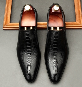 Chaussures habillées formelles pour hommes en cuir véritable respirant à imprimé crocodile, à bout pointu, pour affaires et mariages - Product Image 3