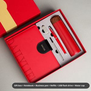 Coffret Cadeau d'Entreprise de Luxe Personnalisé en Cuir A5 avec Tasse Isotherme, Design Artistique Moderne, pour Événements et Réunions - Product Image 2