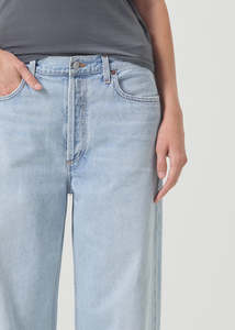 Bán Buôn Giản Dị Mùa Thu 100% Bông Phụ Nữ Ánh Sáng Màu Xanh Rộng Chân Denim Rộng Quần Jean Thẳng Lỏng Phù Hợp Denim Jeans Cho Phụ Nữ - Product Image 3