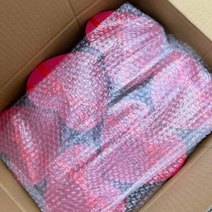 Ювелирный набор Muses Jewels: модное колье с персонализированным дизайном, экологичное, в форме сердца, с красными акриловыми розами-мылами, для Дня святого Валентина - Product Image 3