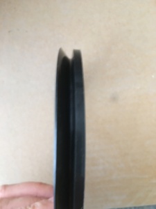 อะไหล่เครื่องจักรก่อสร้างขายดี ซีลกันฝุ่น 703-09-98130 สำหรับรถขุด PC200-7 PC220-7 PC300-7 PC400-7 - Product Image 3