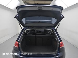 Volkswagen Golf d'occasion, automatique, berline, modèle TDI, voiture allemande économe en carburant, forte durabilité, transmission DSG fluide, importée - Product Image 5