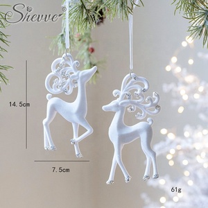 Fournitures <span class=keywords><strong>de</strong></span> décoration <span class=keywords><strong>de</strong></span> Noël <span class=keywords><strong>de</strong></span> qualité supérieure 2025 décoration d'arbre <span class=keywords><strong>de</strong></span> Noël floquée <span class=keywords><strong>de</strong></span> luxe avec figurine <span class=keywords><strong>de</strong></span> cerf pour décor <span class=keywords><strong>de</strong></span> vacances moderne - Product Image 4