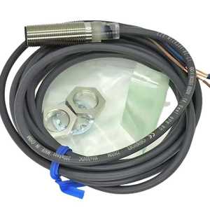 Inductive Proximity <b>Switch</b> E2B M12KS02 WZ B2 Metal <b>Sensor</b> IP21 10mm Detection Distance - Product Image 1