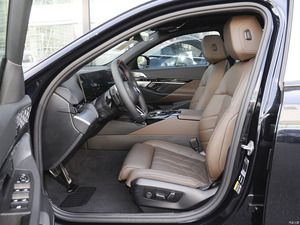 El B M W I5 2024 M60 XDrive Luxury High-Speed New Energy Sedan tiene un alcance de 570km - Product Image 5