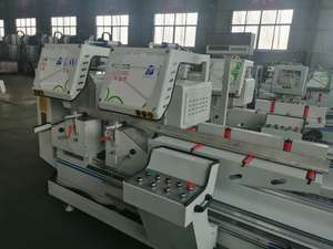 Máquina de Corte de Aluminio CNC de Doble Cabezal de 5800W y 380V con Ángulo de Corte de 45 Grados para Fabricación de Ventanas y Puertas - Product Image 3