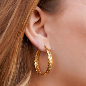 ต่างหูรูปรวงข้าวสาลี ทอง 18K สแตนเลสสตีล เครื่องประดับแฟชั่นสำหรับผู้หญิง ดีไซน์รูปทรงใบไม้และเรขาคณิต สีเงินและสีทอง - Product Image 3