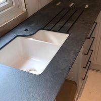 Panneau de comptoir en stratifié phénolique HPL haute brillance personnalisé, respectueux de l'environnement, imperméable pour les projets de cuisine