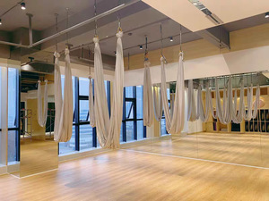 Hamac de yoga <span class=keywords><strong>aérien</strong></span> en tissu de soie nylon de haute qualité en gros à vendre, hamac de yoga <span class=keywords><strong>aérien</strong></span> anti-gravité - Product Image 3