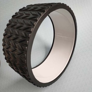 HUAYI nueva tecnología en relieve de seda impresión Yoga accesorios TPE/EVA/ABS <span class=keywords><strong>Material</strong></span> Pilate ejercicios Yoga rueda para la venta - Product Image 1