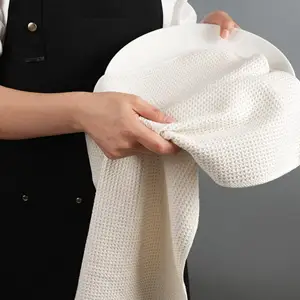 Super Absorbent And Easy To Clean Microfiber Waffle Cleaning Cloth