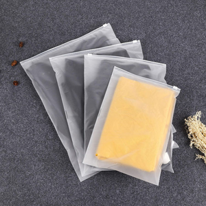 Bolsas <span class=keywords><strong>de</strong></span> Plástico Transparente PE Personalizadas, Resistentes y Reutilizables, con Cierre, para Ropa, Camisetas, Vestidos, YIBO, Venta al Por Mayor <span class=keywords><strong>de</strong></span> Fábrica - Product Image 4