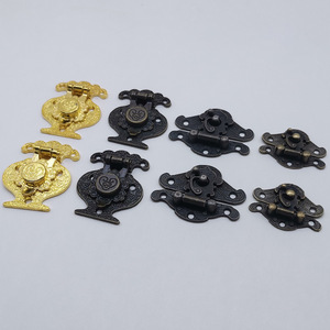 อุปกรณ์ล็อคกระเป๋า ฮาร์ดแวร์โลหะ สไตล์คลาสสิก สีทอง สีเงิน สีบรอนซ์ หัวเข็มขัดรูปแจกัน หัวเข็มขัดไทปิง ตะขอสีเขียวขนาดเล็ก สำหรับกล่องไม้ - Product Image 2