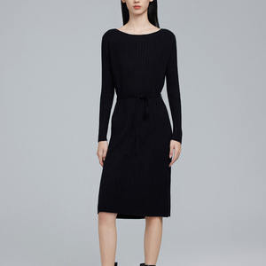 <span class=keywords><strong>Robe</strong></span> <span class=keywords><strong>mi</strong></span>-<span class=keywords><strong>longue</strong></span> en maille à lacets en pure <span class=keywords><strong>laine</strong></span> <span class=keywords><strong>robe</strong></span> <span class=keywords><strong>pull</strong></span> fendue à la taille dans le dos - Product Image 6