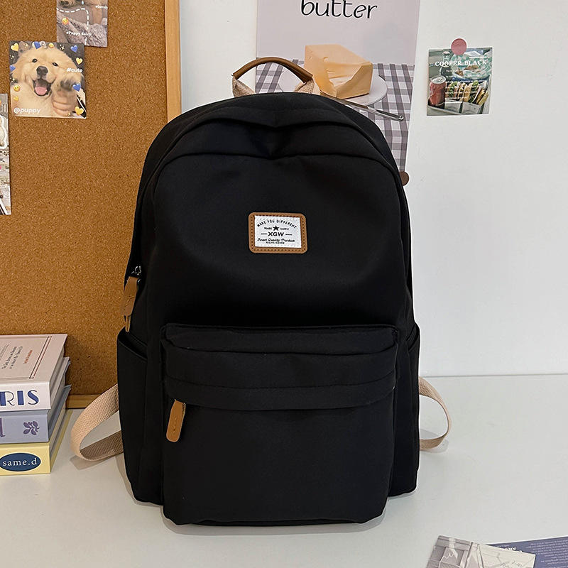 Noir sans accessoires