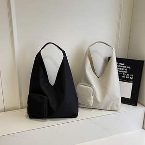 Nuevo bolso triangular de gran capacidad para mujer, bolso tote informal de un solo hombro, de color sólido, con cierre abierto y cerrado. - Product Image 1