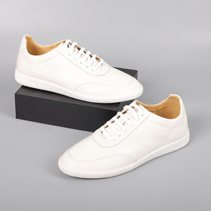 Zapatillas Deportivas Blancas de Piel Genuina con Punta Redonda y Cordones, Suela de Goma Transpirable, Estilo para Caminar - Product Image 4