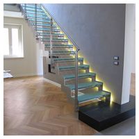 Escalier escamotable Prima moderne et durable, gain de place pour l'accès aux greniers et lofts intérieurs