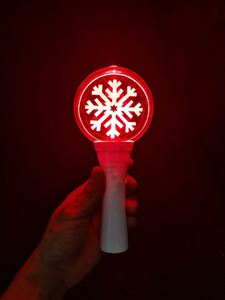 แท่งไฟ LED แบบกำหนดเอง ของชำร่วยงานปาร์ตี้ วัสดุ ABS ดีไซน์ทันสมัย ของที่ระลึกสำหรับคอนเสิร์ต - Product Image 6